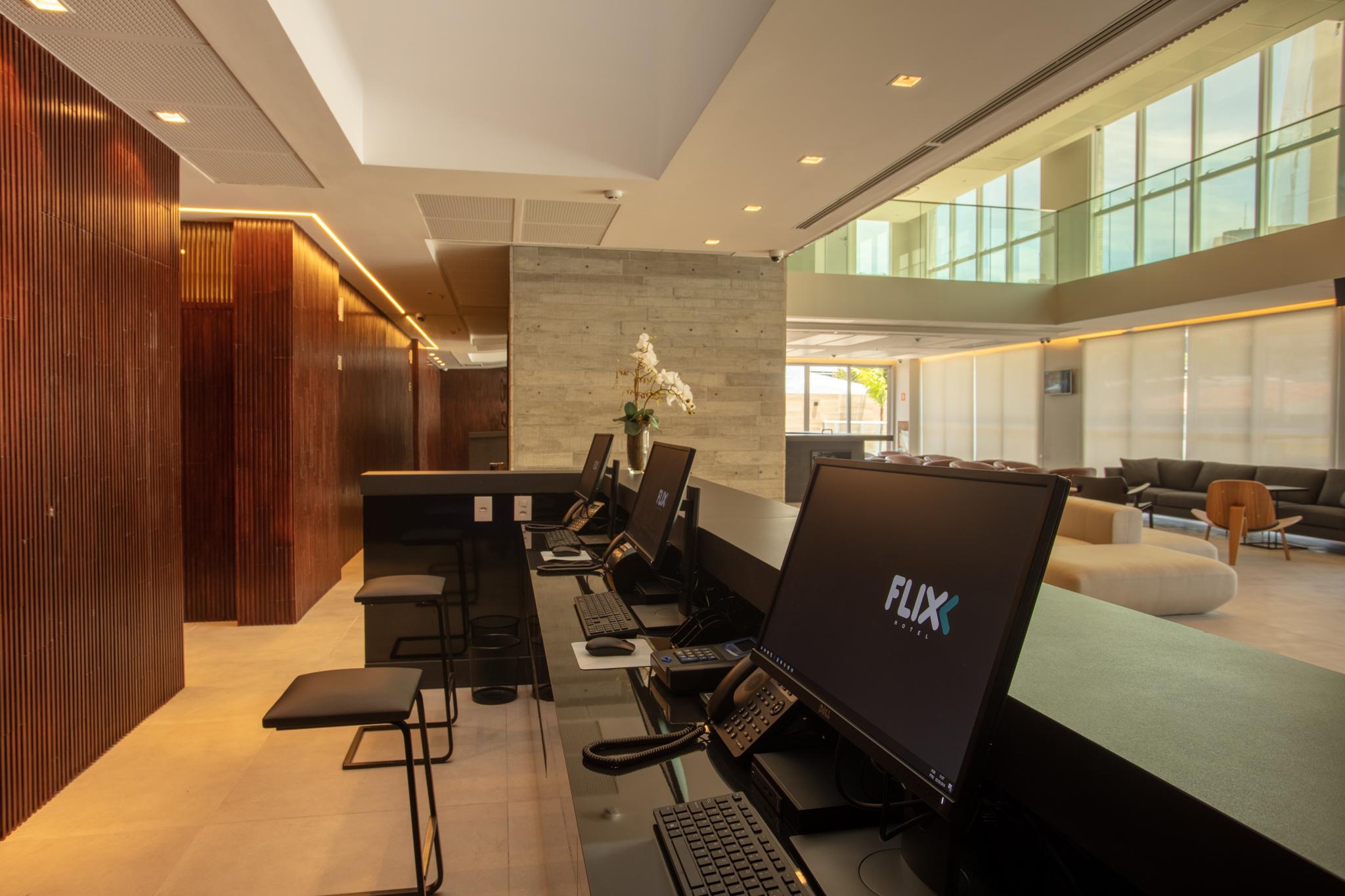 Flix Hotel Maceió Екстериор снимка