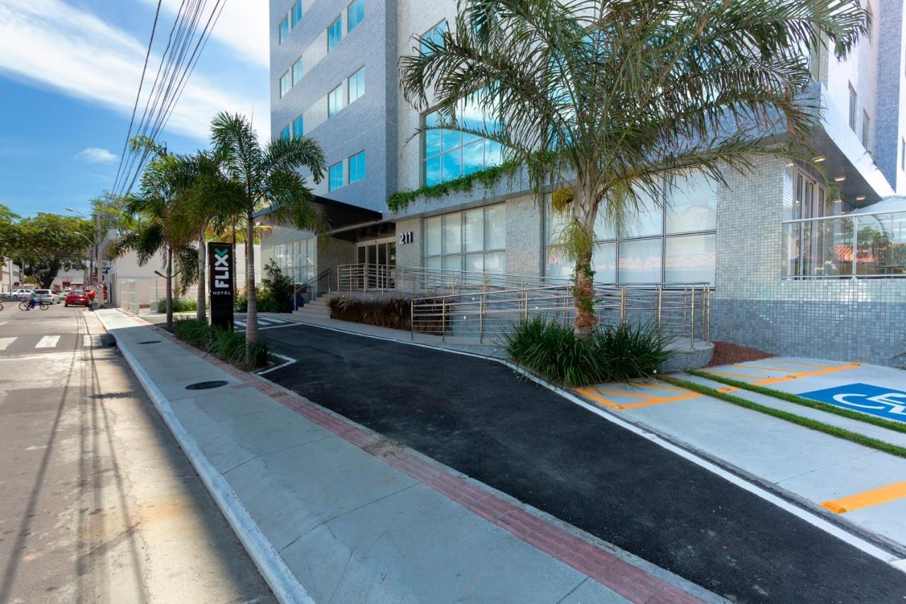 Flix Hotel Maceió Екстериор снимка