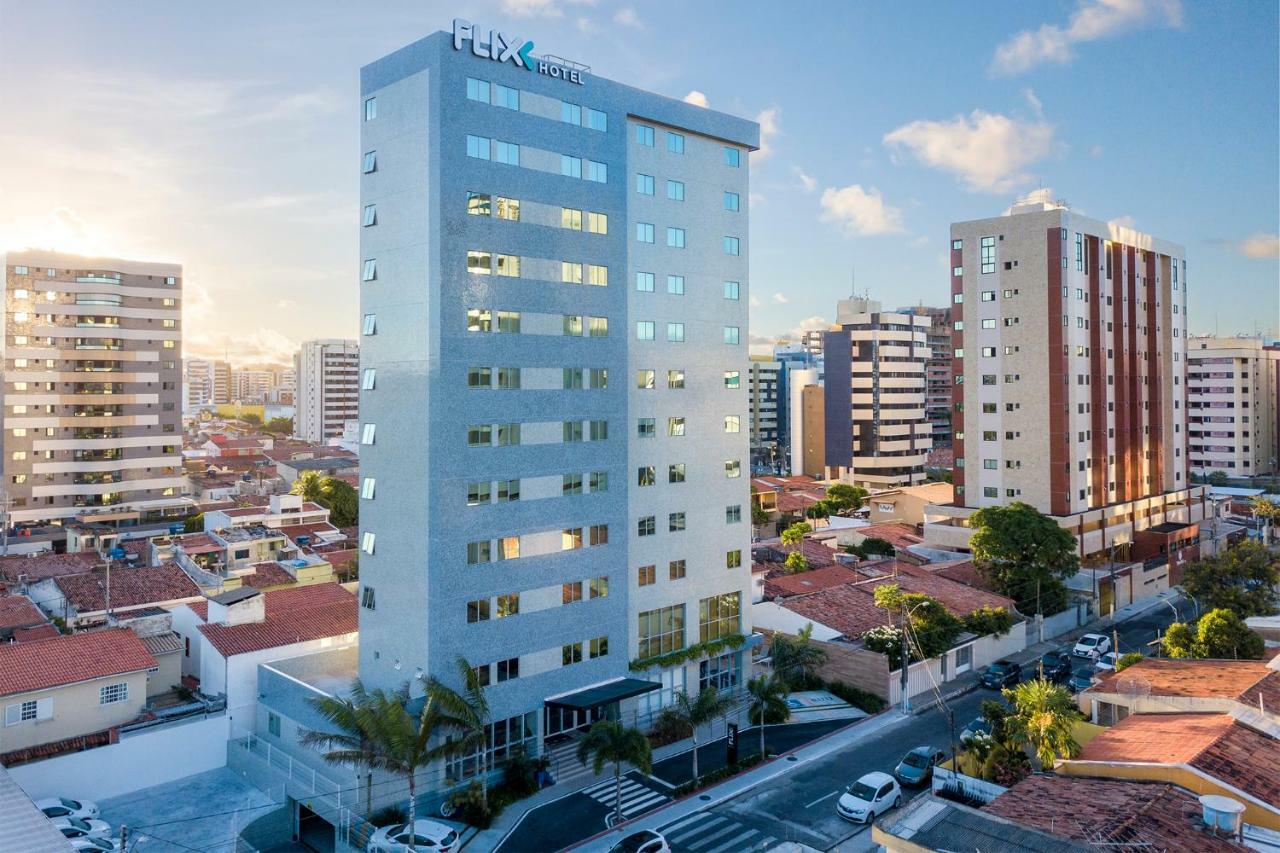 Flix Hotel Maceió Екстериор снимка